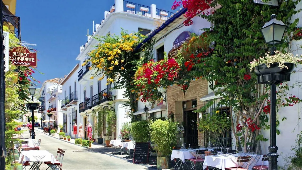 Mi Capricho A16 Beachfront Apartment Sitio de Calahonda 0*,  Spain